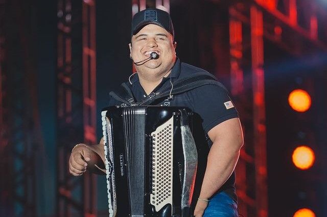Tarcísio do Acordeon